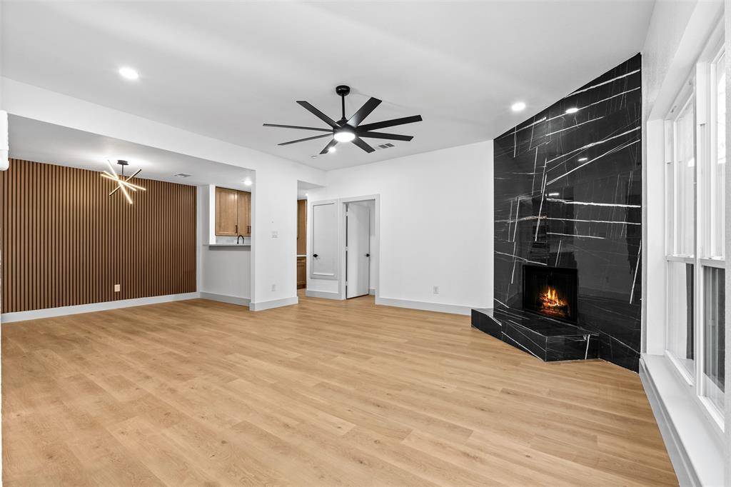 Grand Prairie, TX 75052,314 Gregory Lane