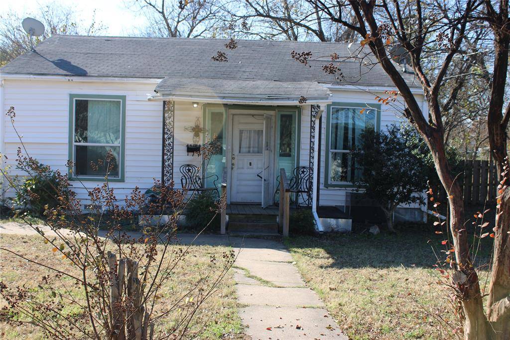 Waxahachie, TX 75165,304 E Criddle Street