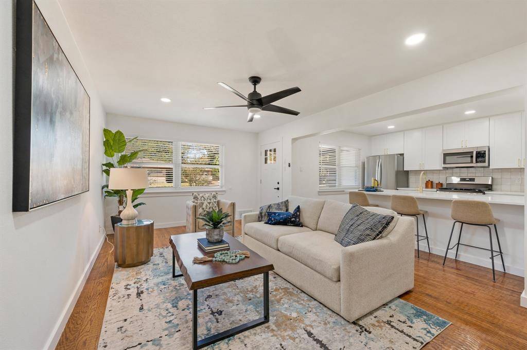 Dallas, TX 75228,9916 Cloister Drive