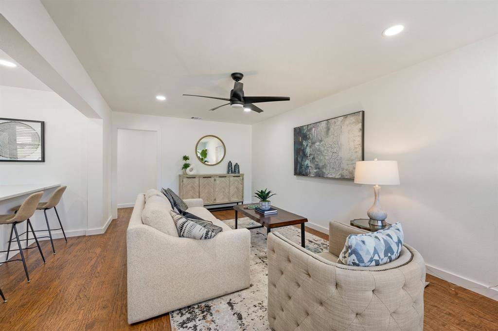 Dallas, TX 75228,9916 Cloister Drive