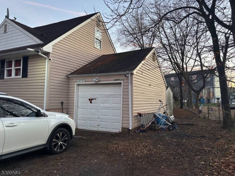 Franklin Twp., NJ 08873,52 Hawthorne Dr