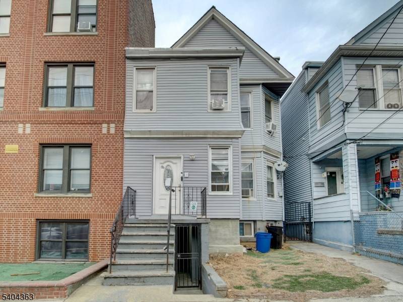 Jersey City, NJ 07304,68 Lexington Ave