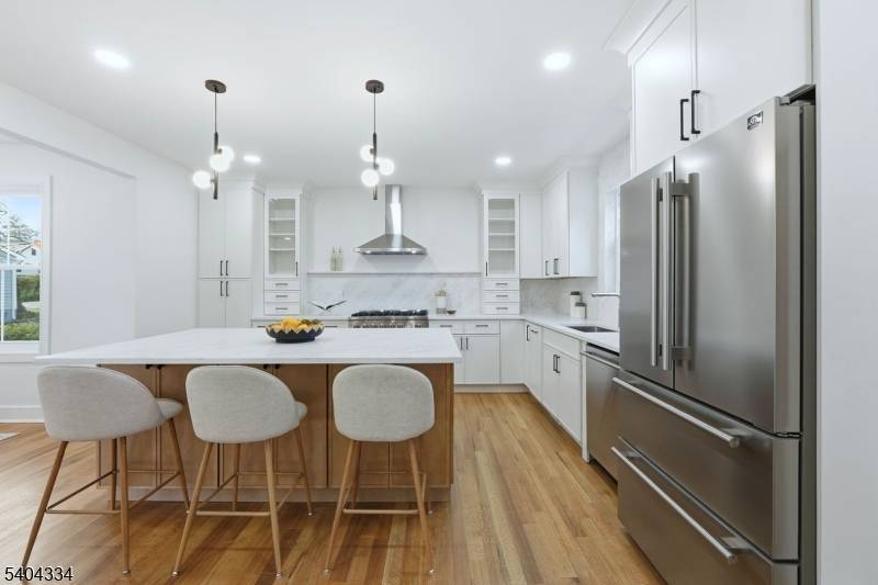 Millburn Twp., NJ 07041,8 Mountainview Rd