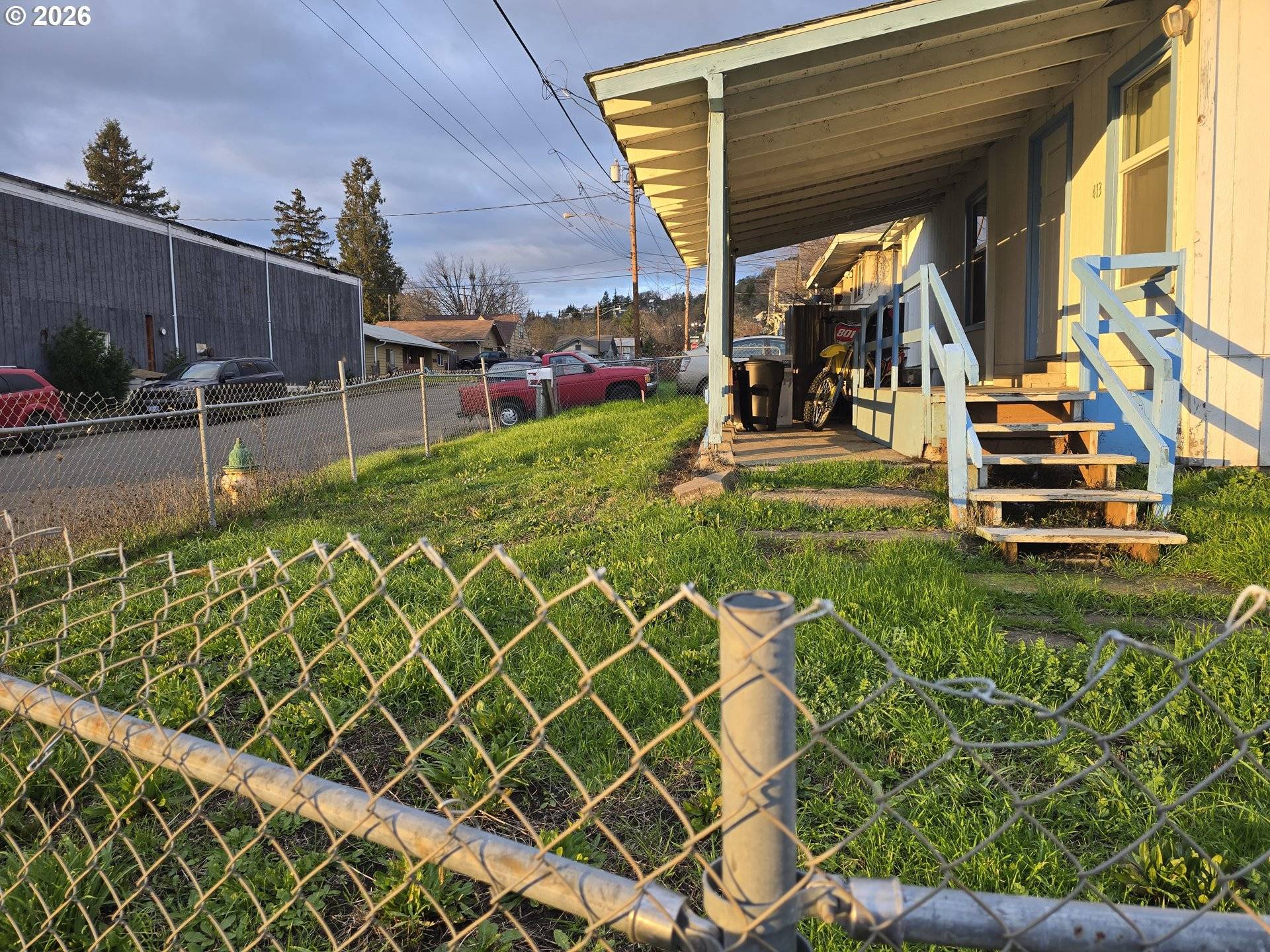 Roseburg, OR 97470,413 NE BOSTON ST