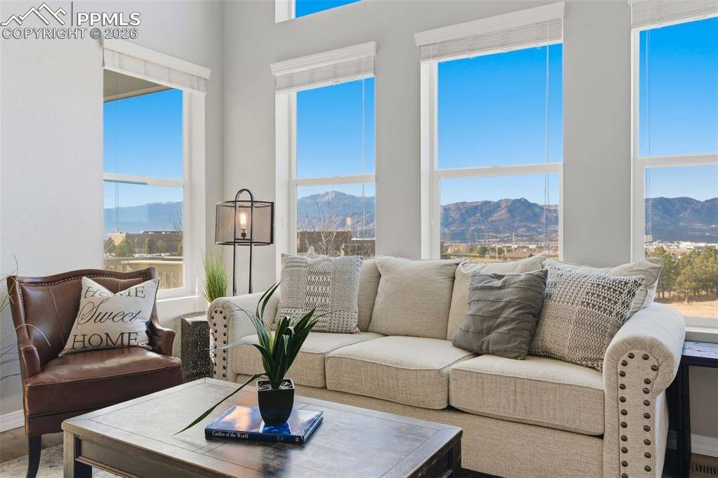 Colorado Springs, CO 80908,10902 Echo Canyon DR