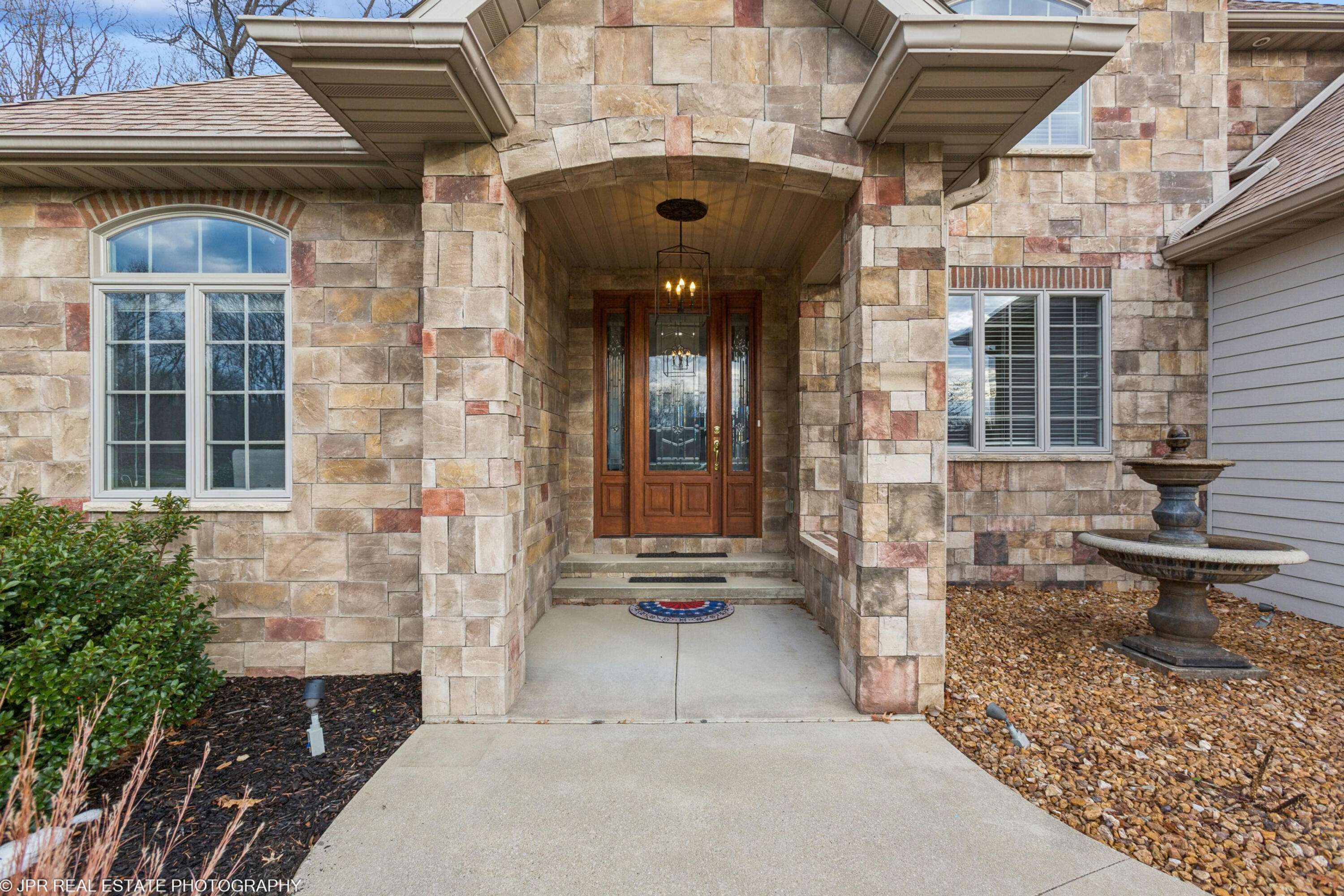 St. Joseph, MI 49085,285 River Run DR