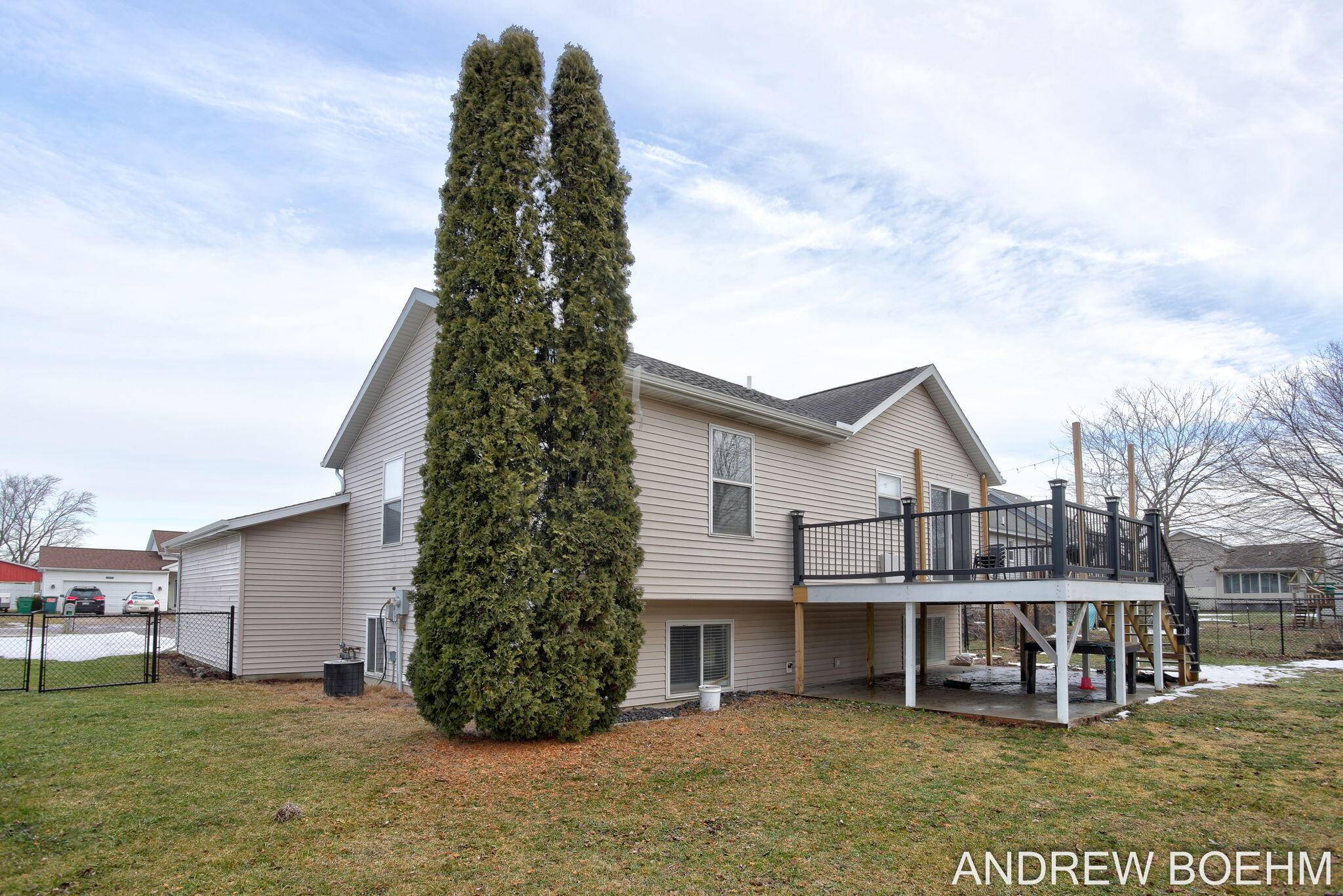 Zeeland, MI 49464,9570 Northwind DR