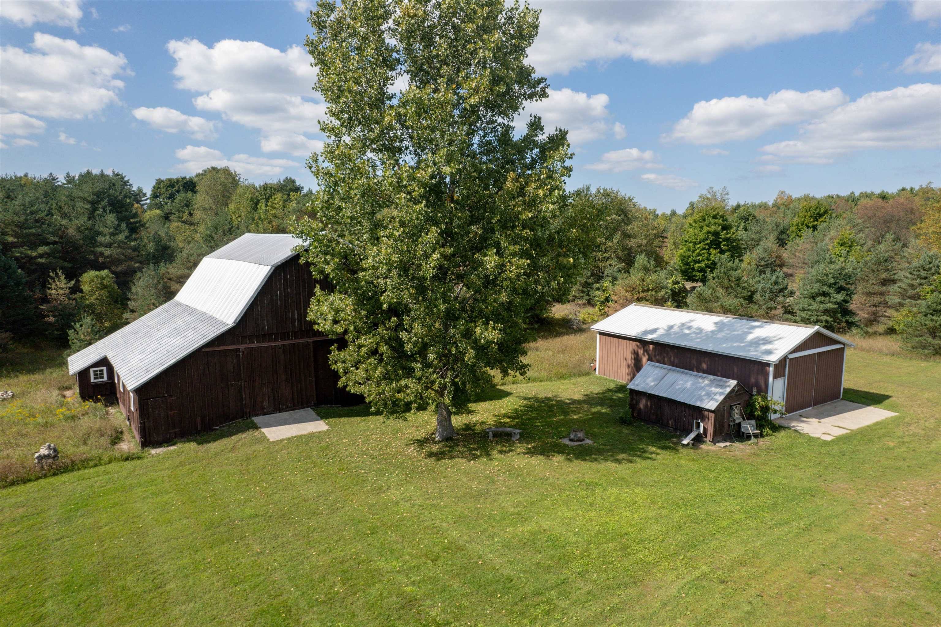 Traverse City, MI 49684,8616 Cedar Run RD