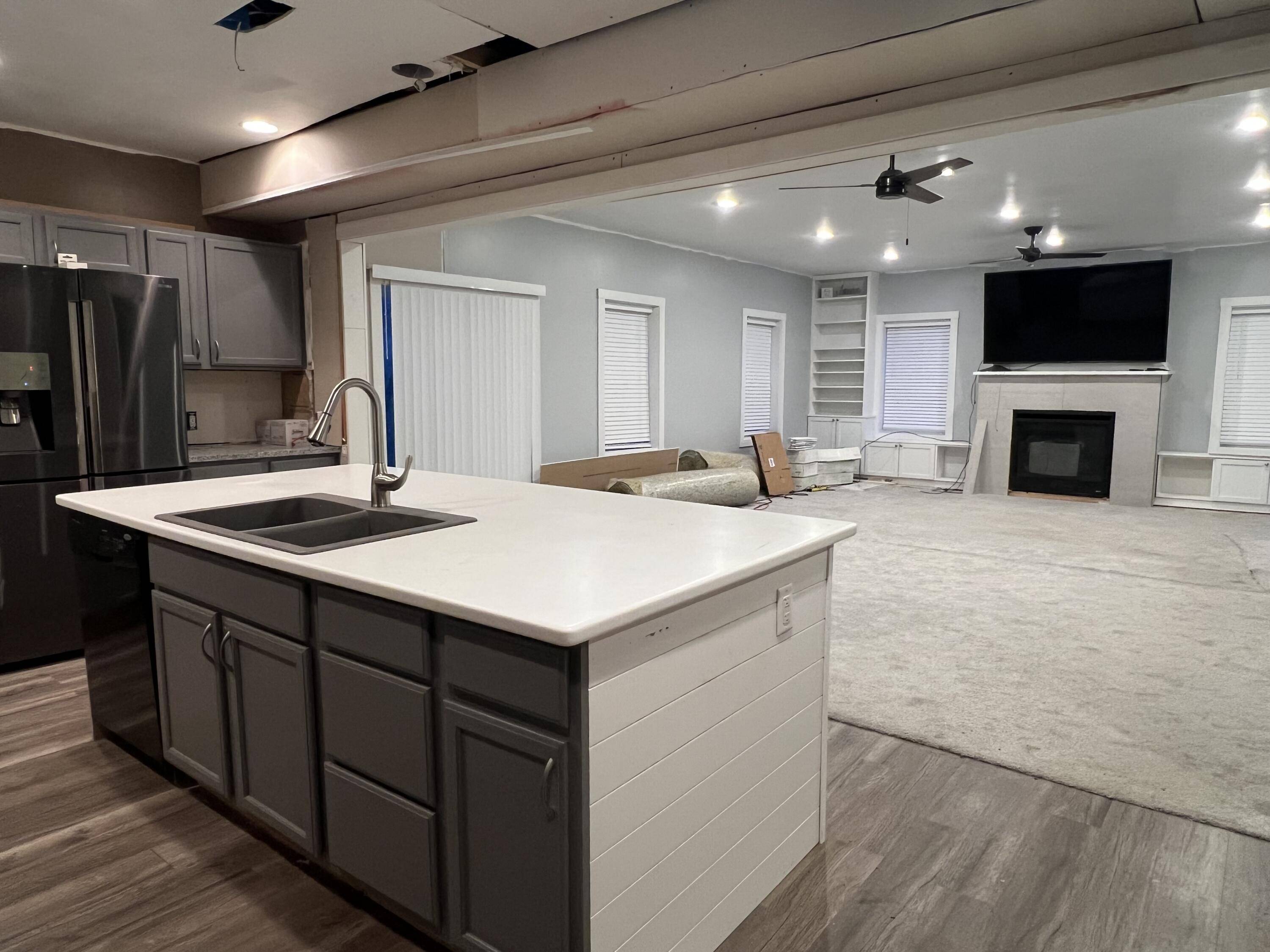 Ann Arbor, MI 48103,2107 Jackson AVE