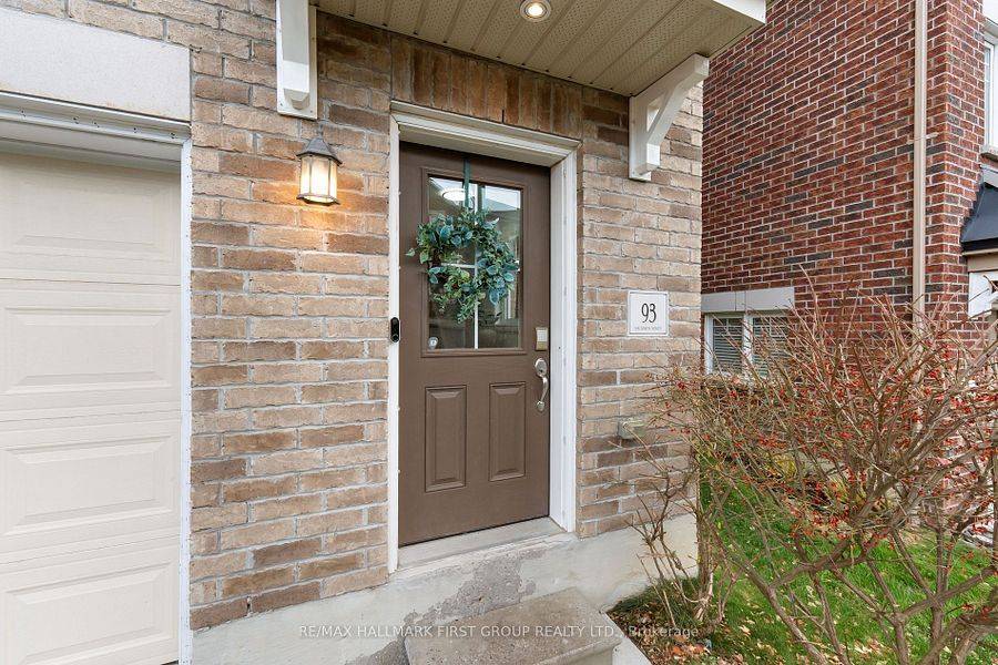 Clarington, ON L1C 0S4,93 Markham TRL