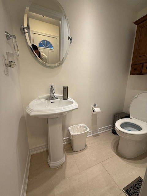 Toronto E07, ON M1V 2E1,28 Moorehouse DR