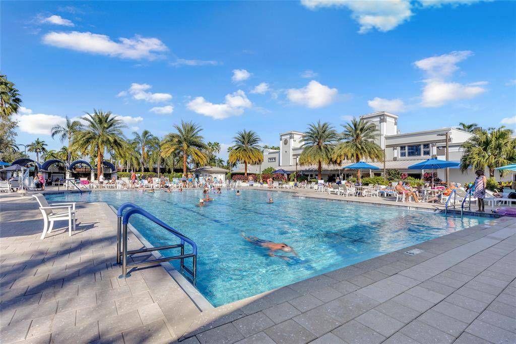 Boynton Beach, FL 33437,7685 Springwater Place #201