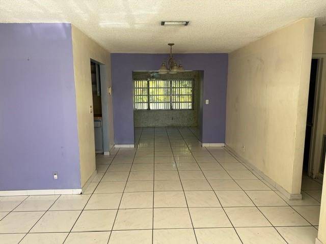 Hollywood, FL 33024,6911 Harding St