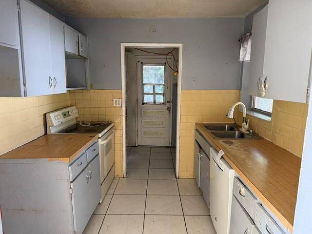 Hollywood, FL 33024,6911 Harding St