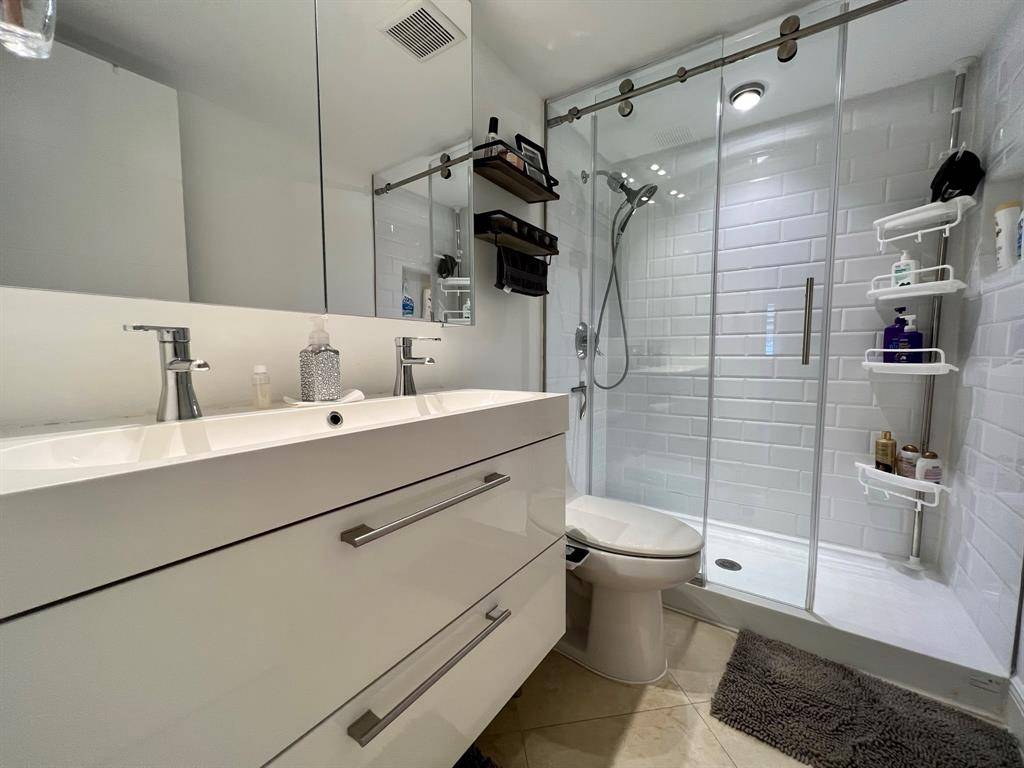 Fort Lauderdale, FL 33306,2900 NE 30th St #G-1