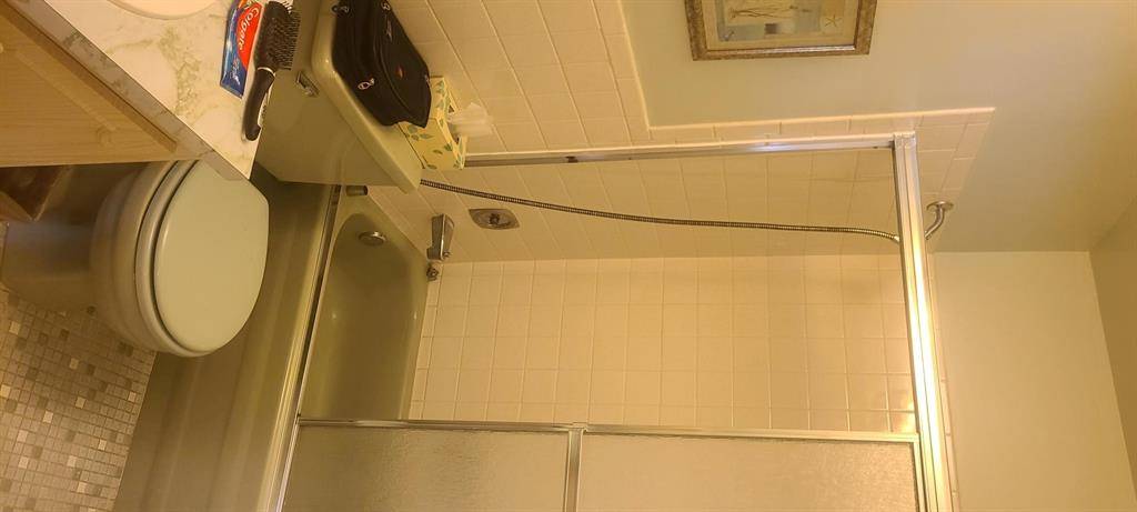 Pompano Beach, FL 33060,320 SW 1st St #D 6