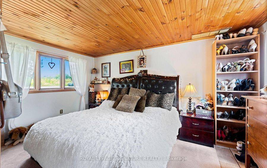 Uxbridge, ON L9P 1R2,17 Mustard ST