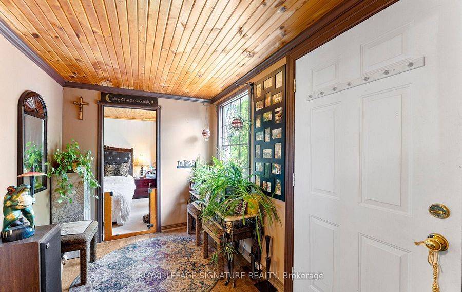 Uxbridge, ON L9P 1R2,17 Mustard ST