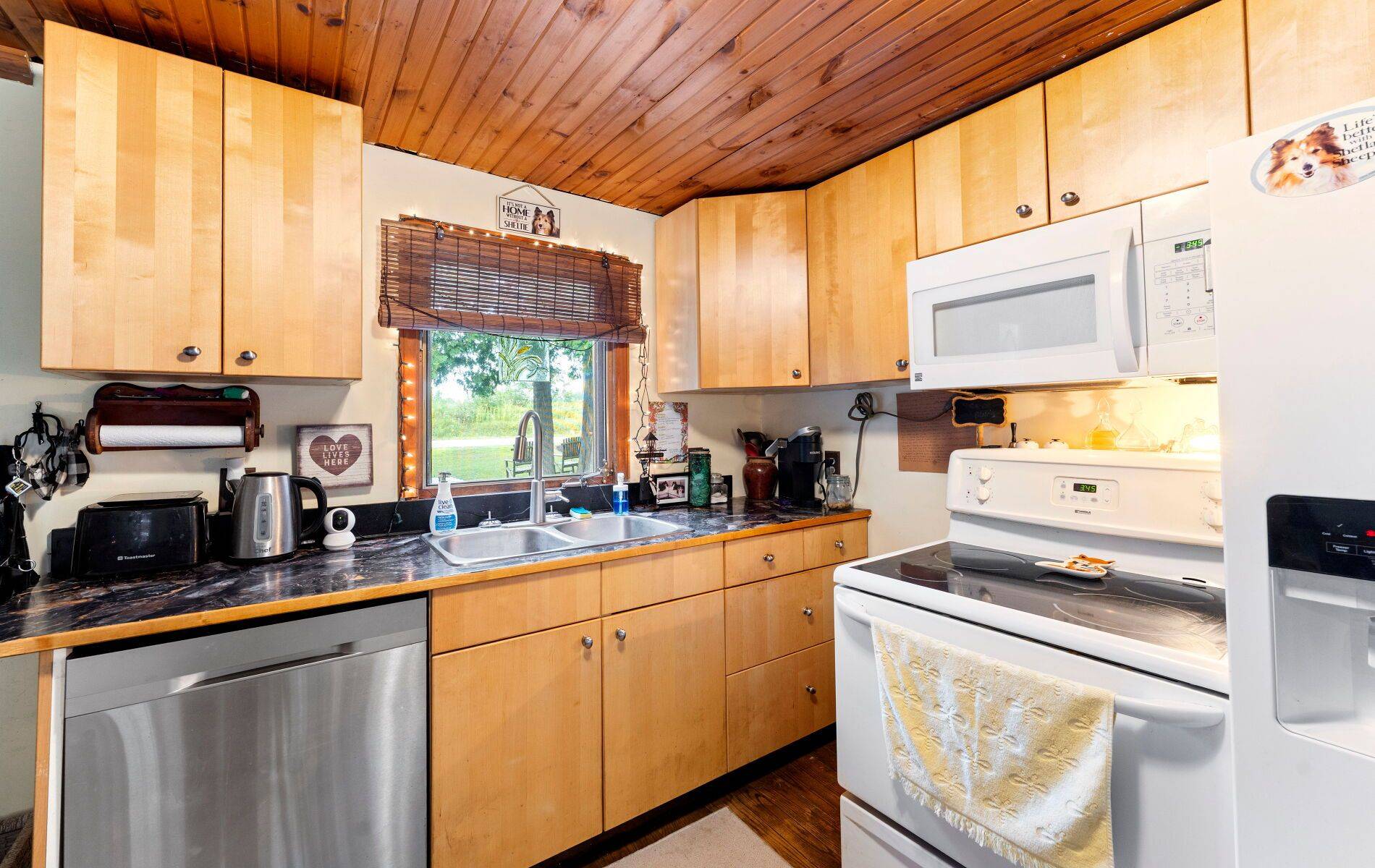 Uxbridge, ON L9P 1R2,17 Mustard ST