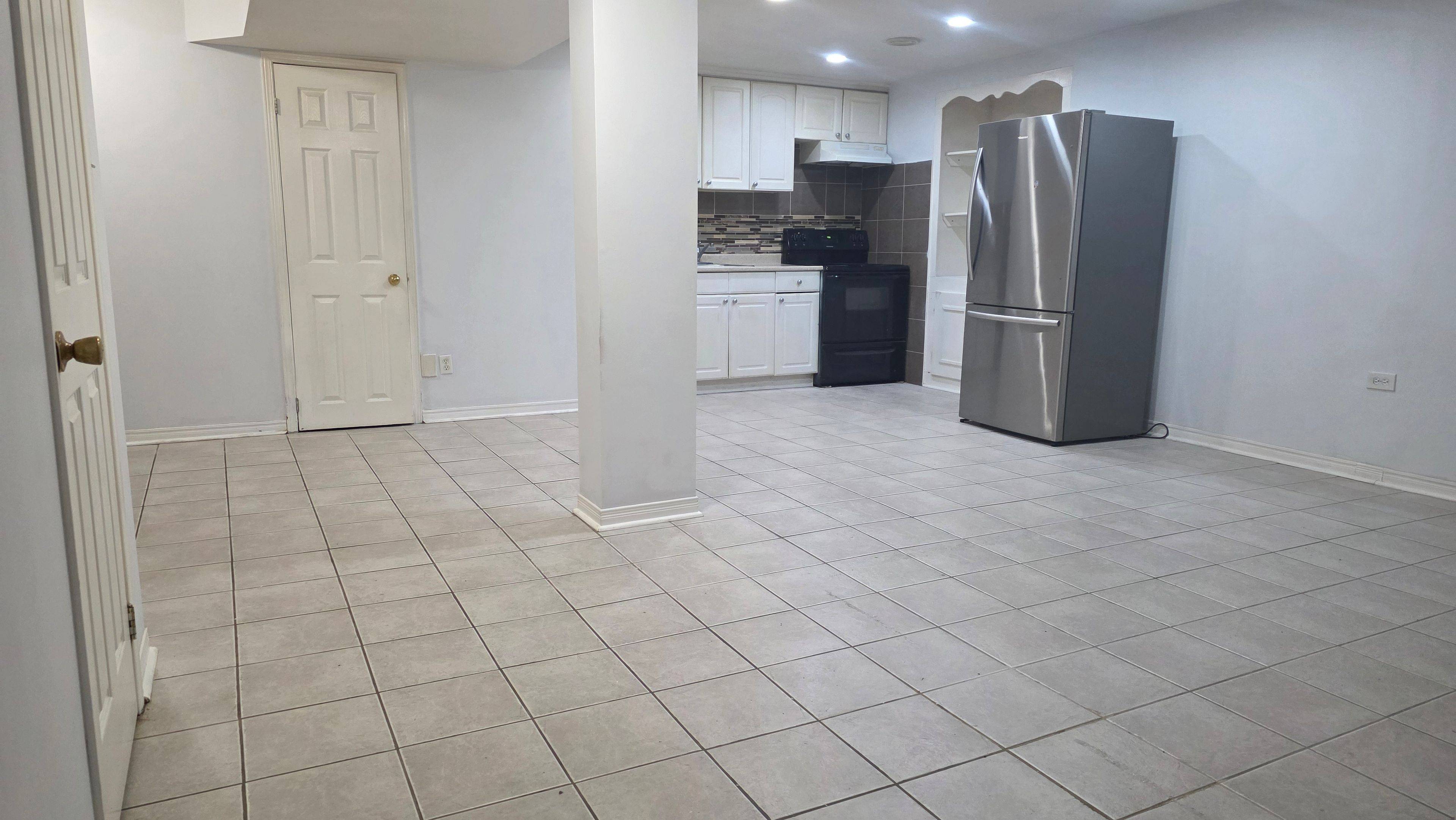 Whitchurch-stouffville, ON L4A 5C9,10 Alderwood ST #(Bsmt)