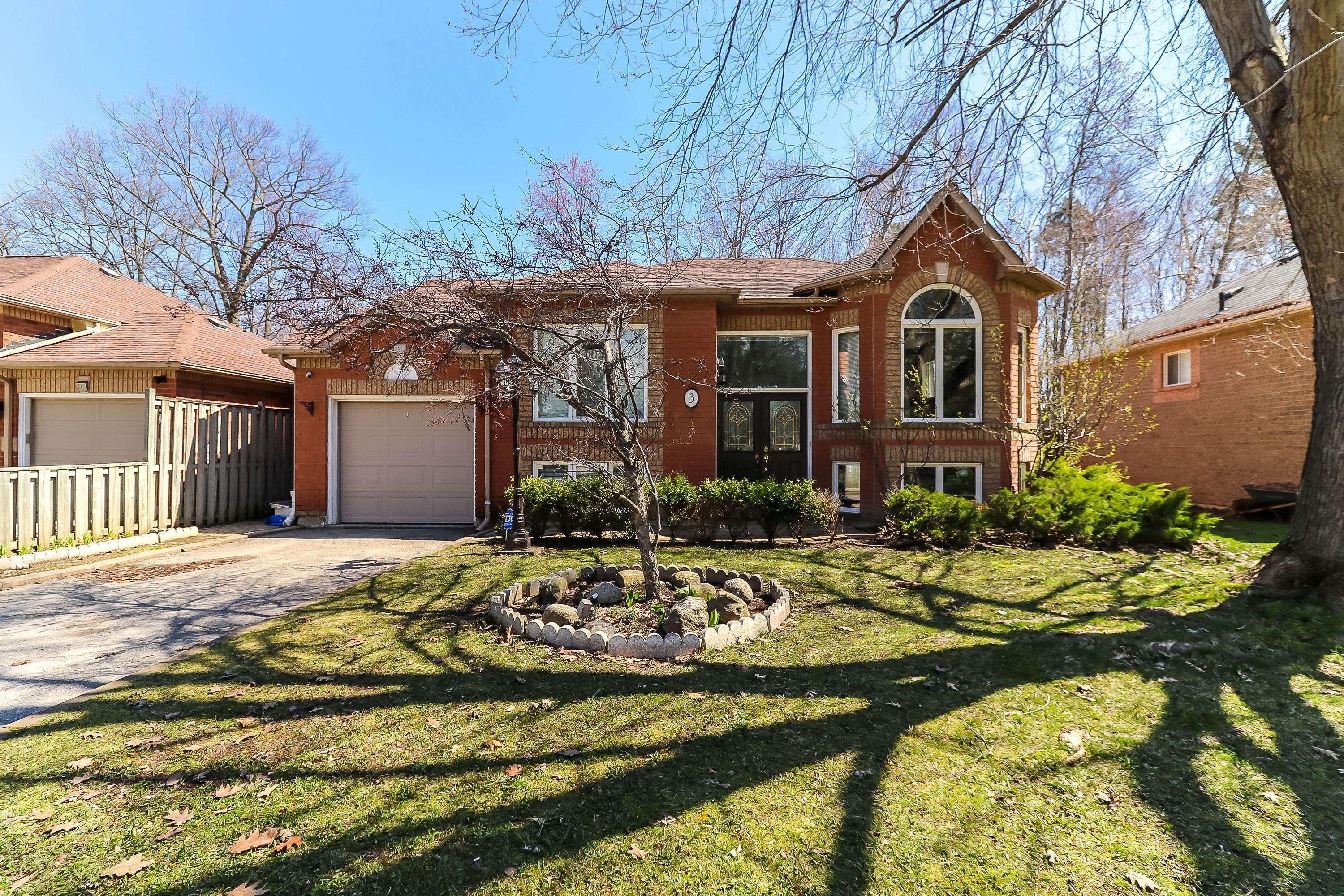 Wasaga Beach, ON L9Z 1L4,3 Brillinger DR