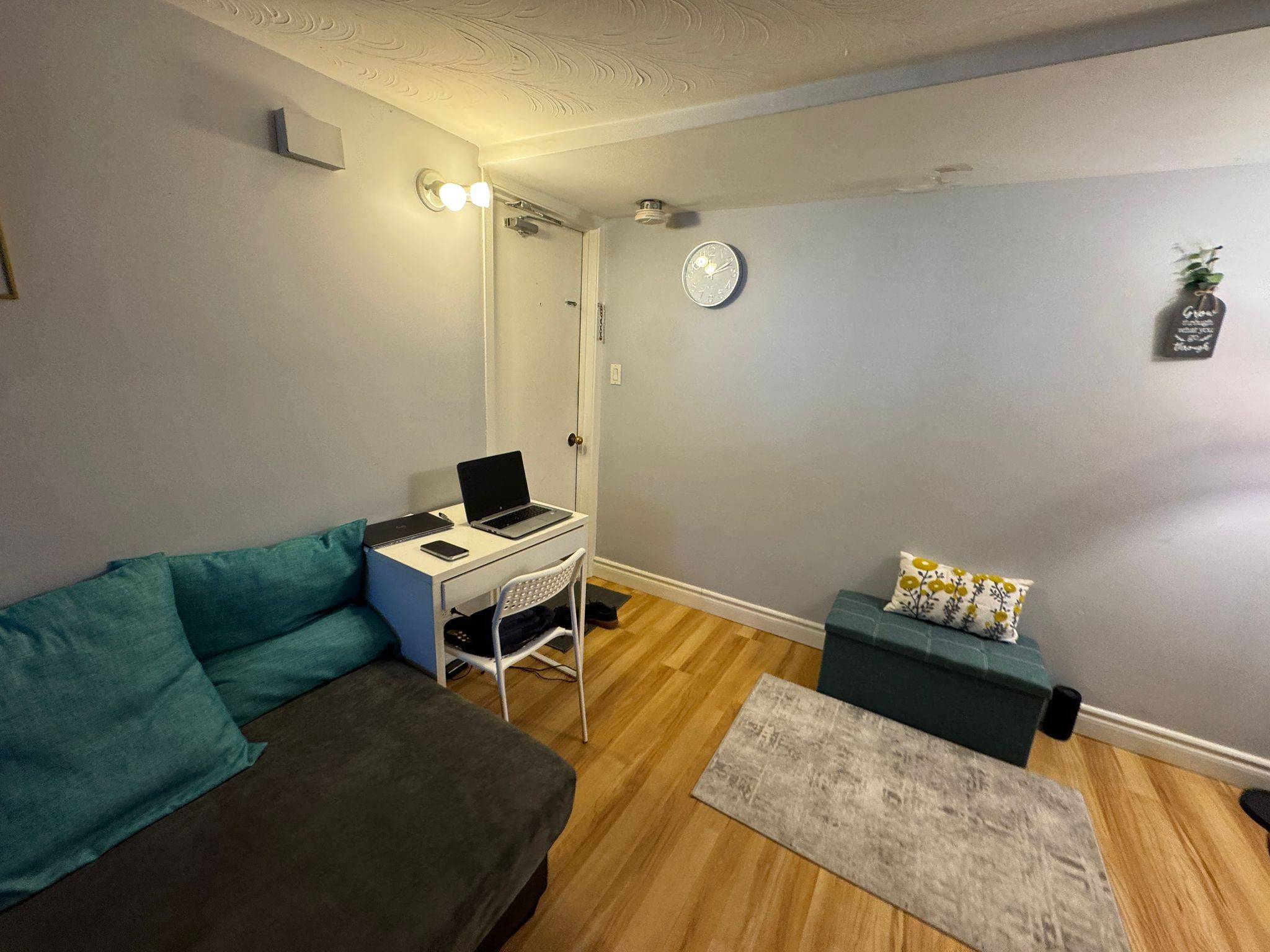 Toronto W02, ON M6P 1R5,354 Annette ST #2