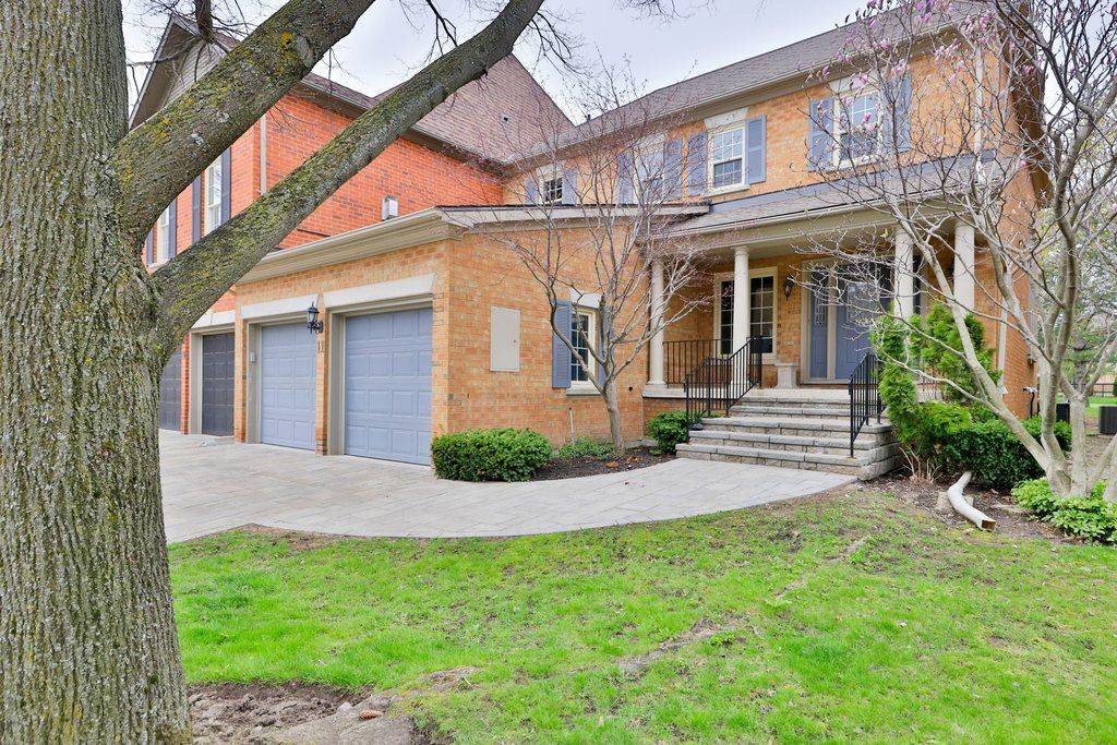 Burlington, ON L7M 3Y9,4211 Millcroft Park DR #11