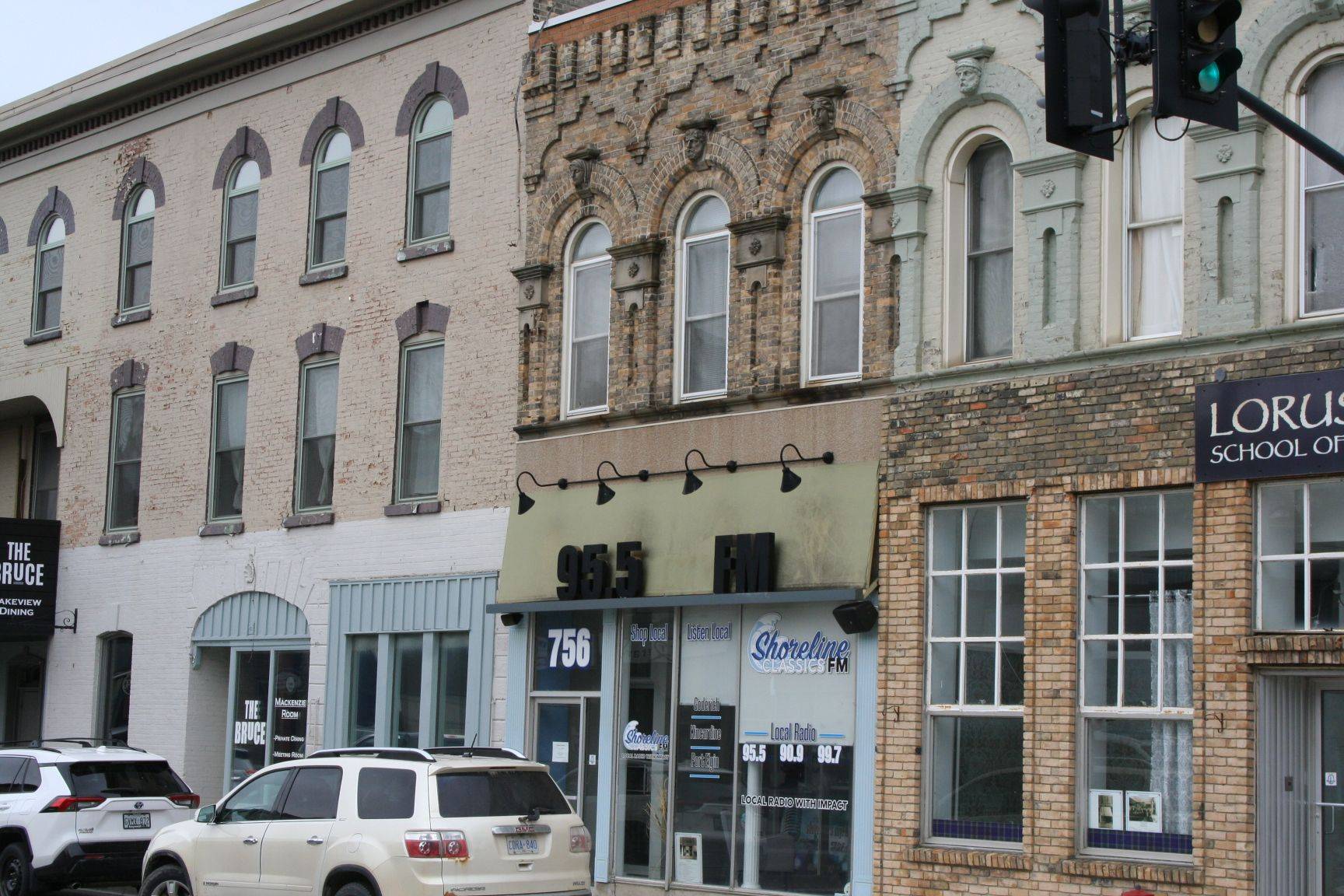 Kincardine, ON N2Z 2Z4,756 Queen N/A W