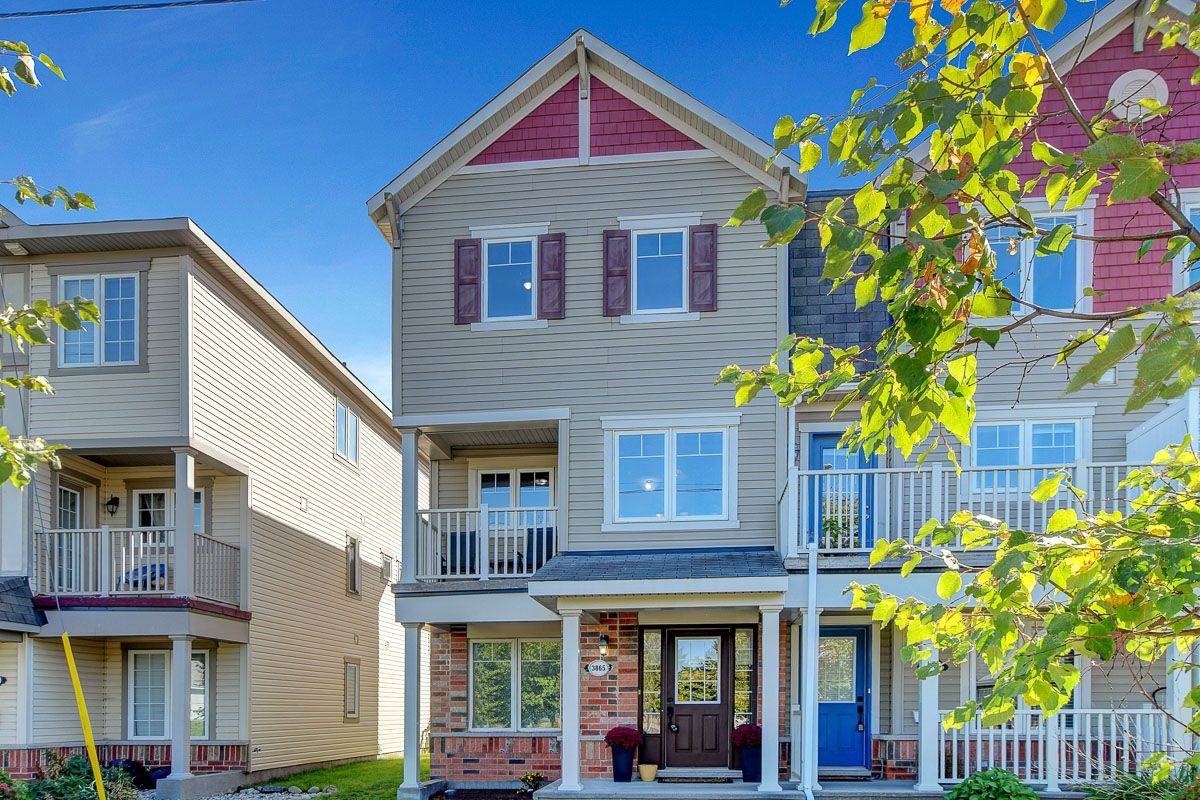 Barrhaven, ON K2J 0K3,3865 STRANDHERD DR