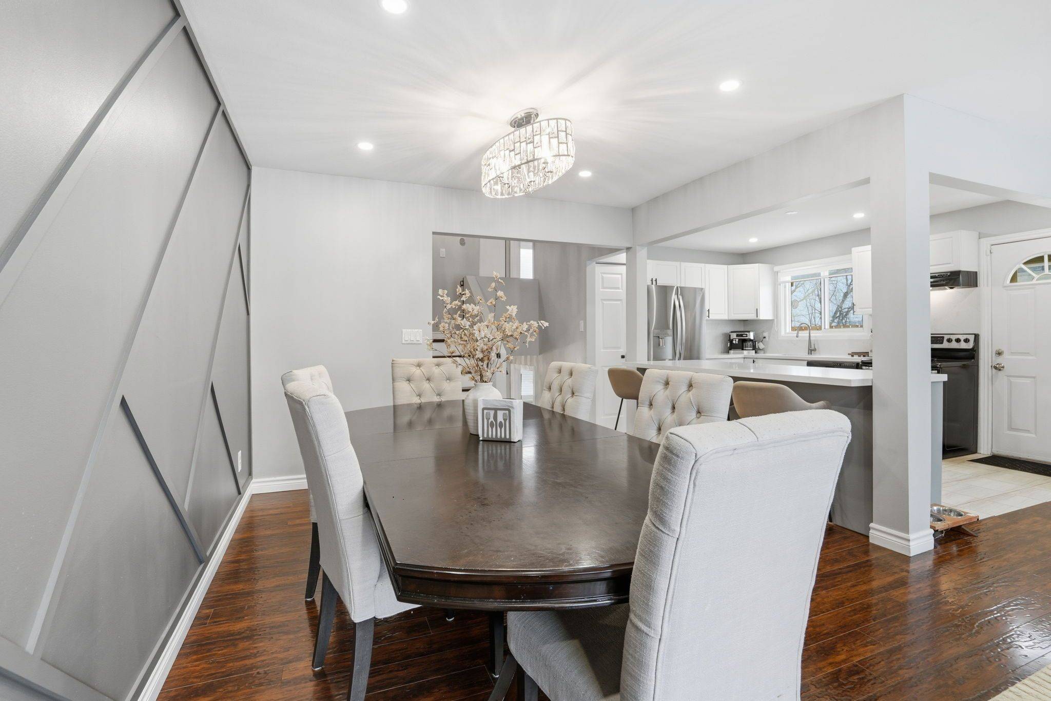 Hamilton, ON L8J 1L8,95 Chilton DR