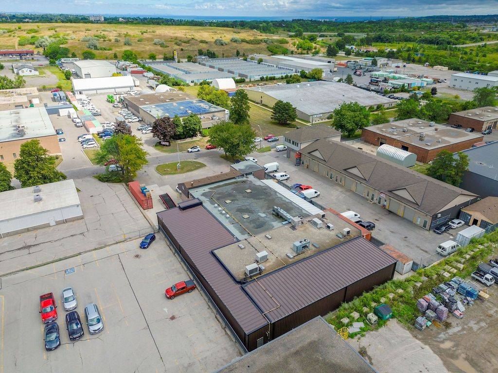 Hamilton, ON L8W 2E3,190 Hempstead DR