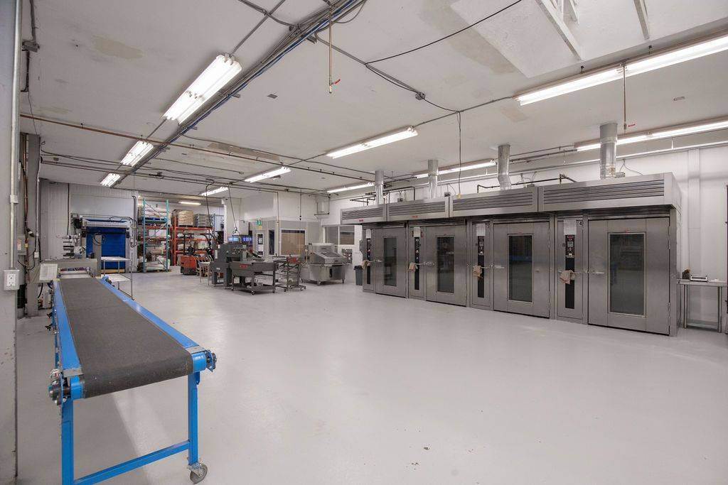 Hamilton, ON L8W 2E3,190 Hempstead DR