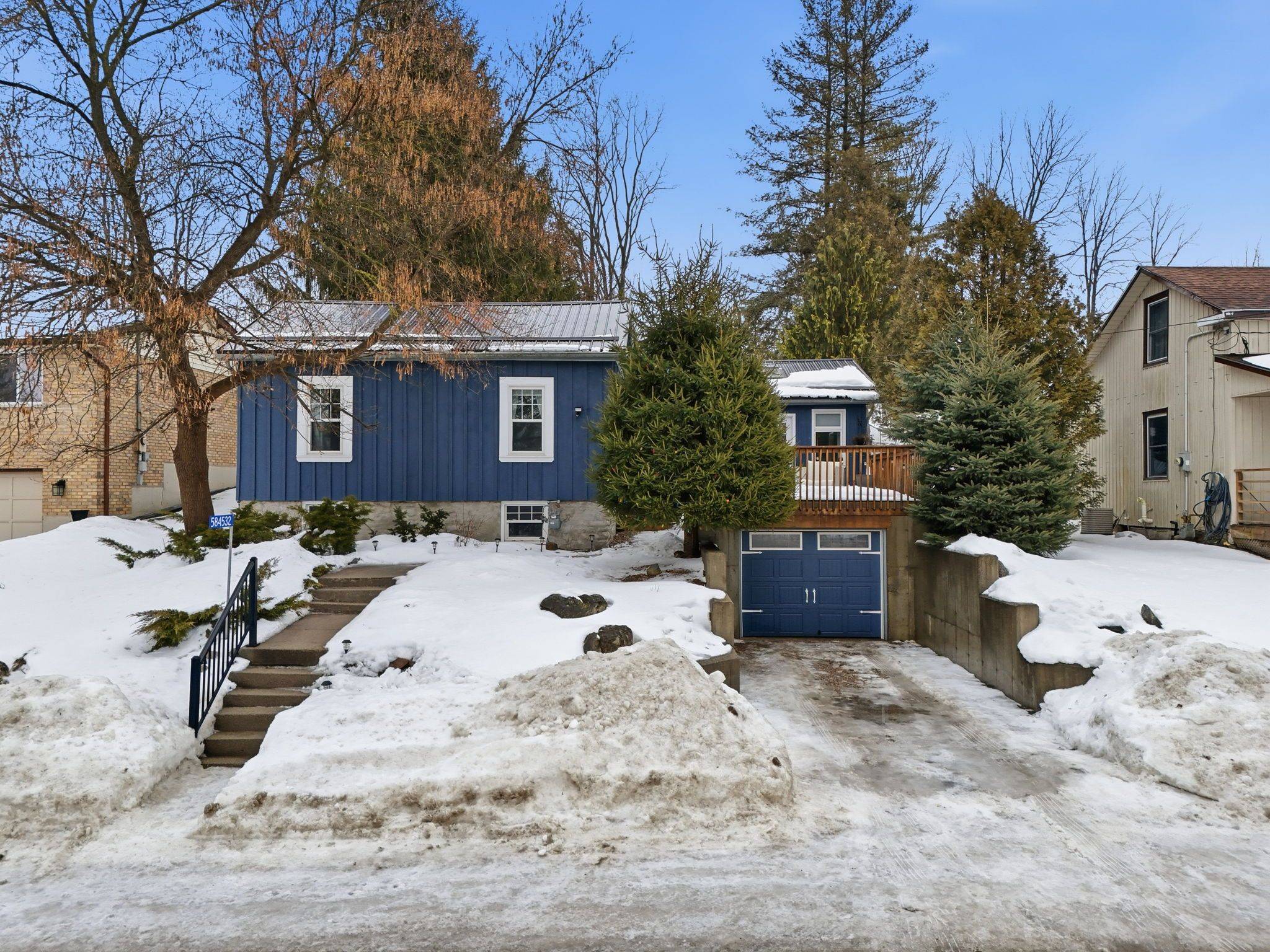 South-west Oxford, ON N0J 1A0,584532 BEACHVILLE RD