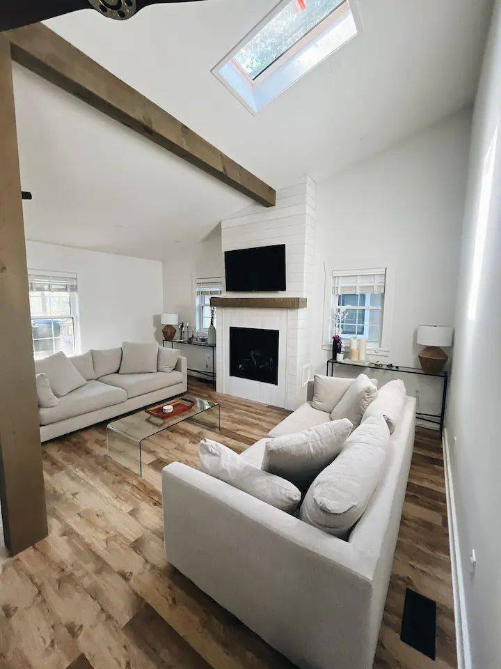 Fort Erie, ON L0S 1B0,399 Elmwood AVE