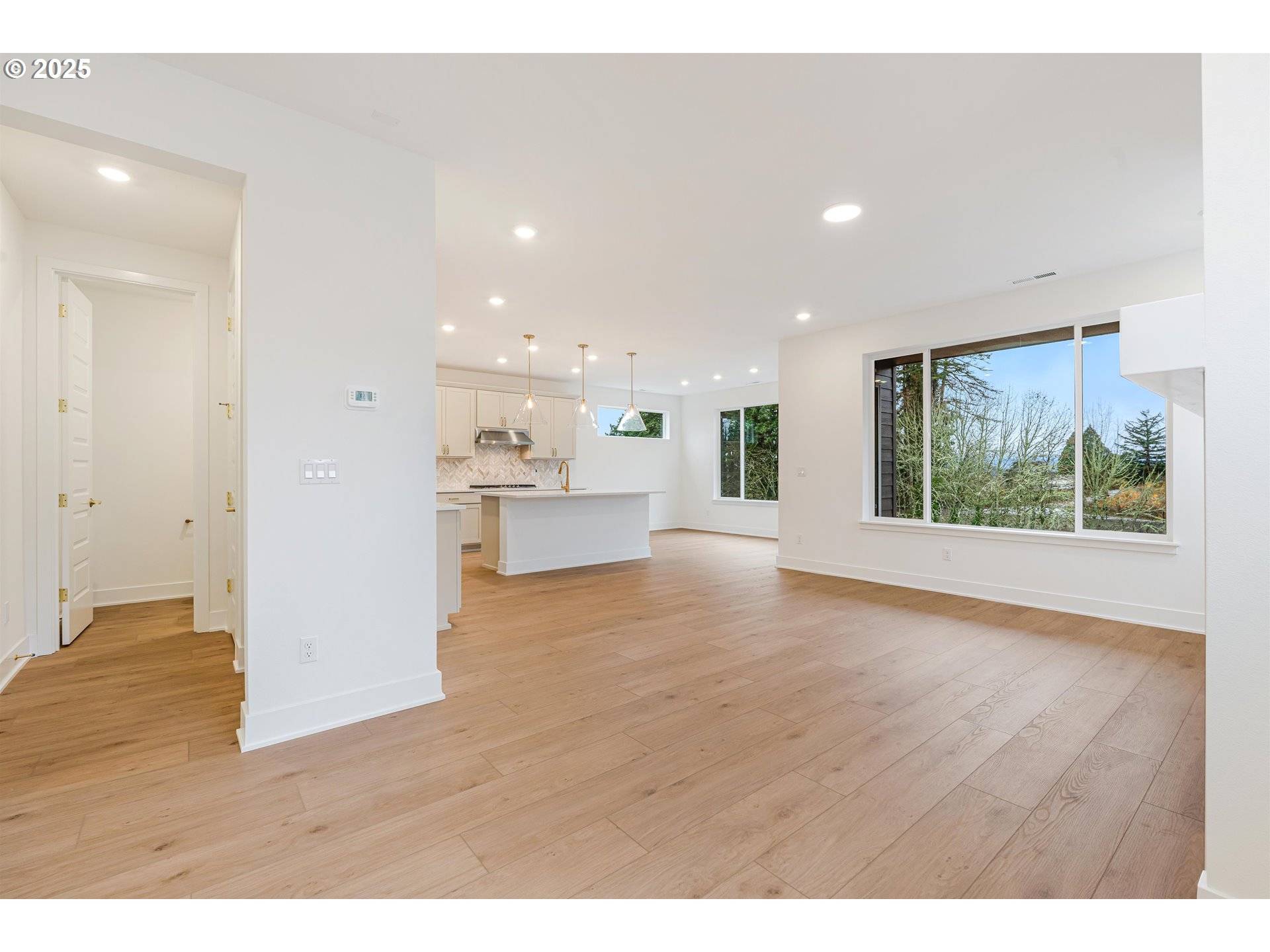 Tigard, OR 97224,15985 SW BLUEWATER TER