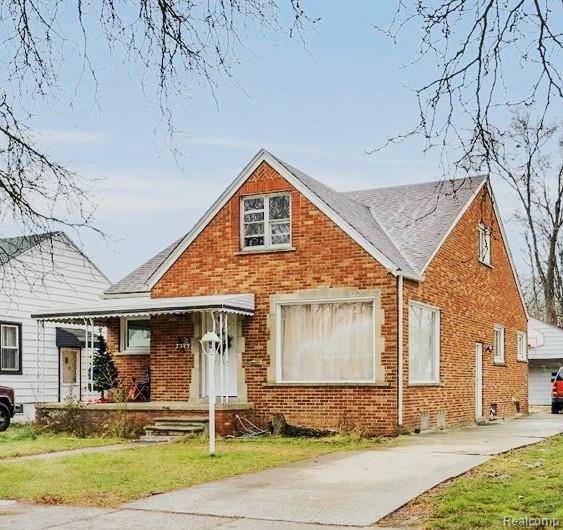 Detroit, MI 48228,7349 Warwick ST