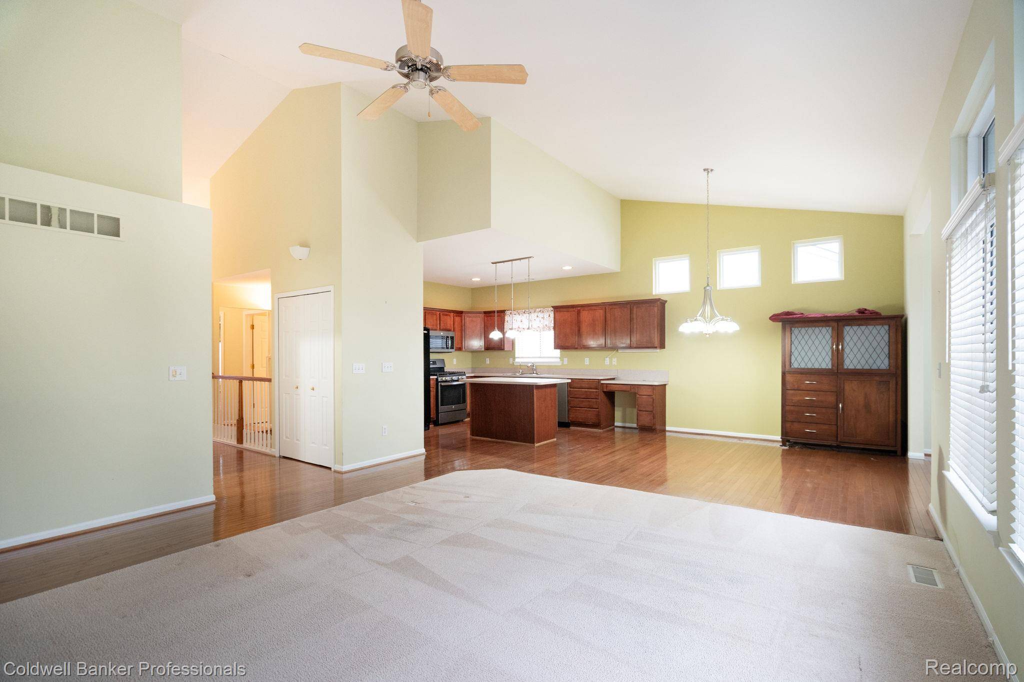 Grand Blanc, MI 48439,4436 Sunset BLVD