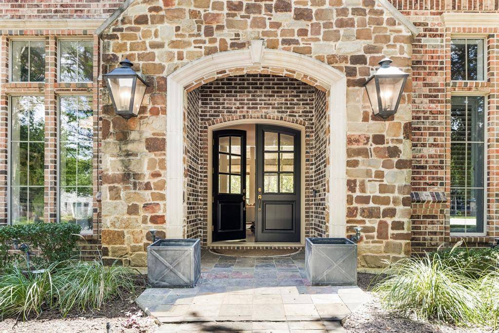 Southlake, TX 76092,517 Round Hollow Lane