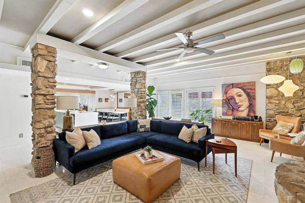 Weatherford, TX 76086,102 Bob White Avenue