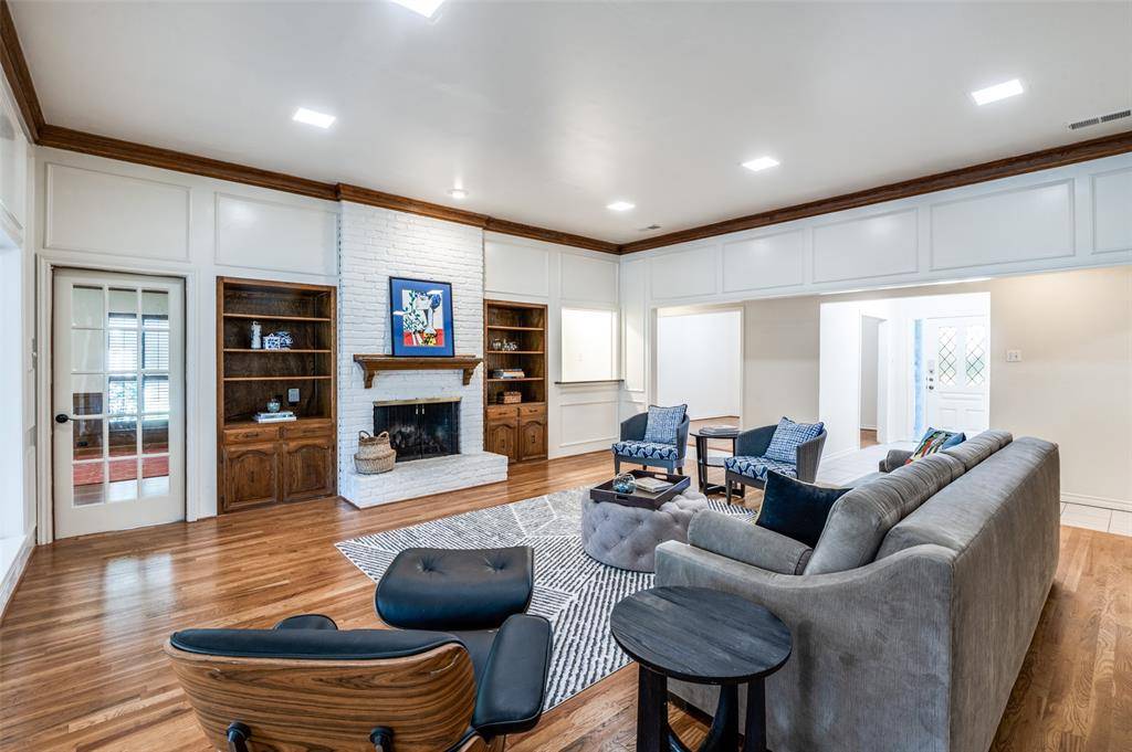 Dallas, TX 75248,6315 Brook Lake Drive