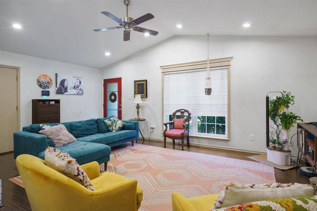 Dallas, TX 75204,4316 Sycamore Street