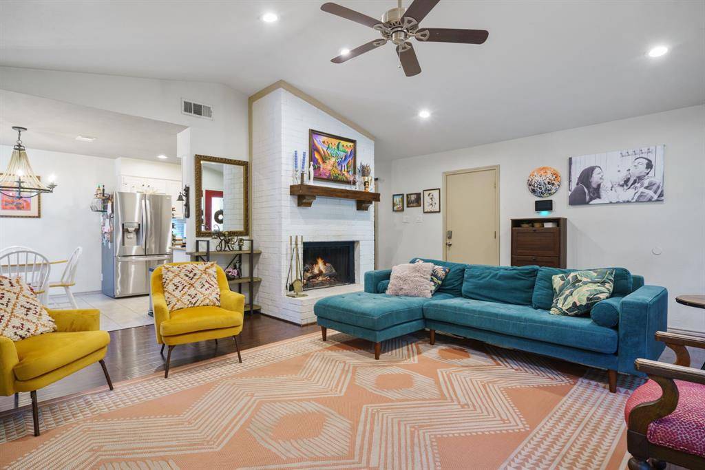 Dallas, TX 75204,4316 Sycamore Street