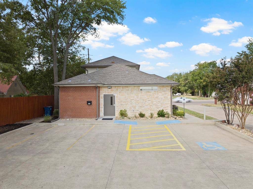 Mount Pleasant, TX 75455,802 N Jefferson St