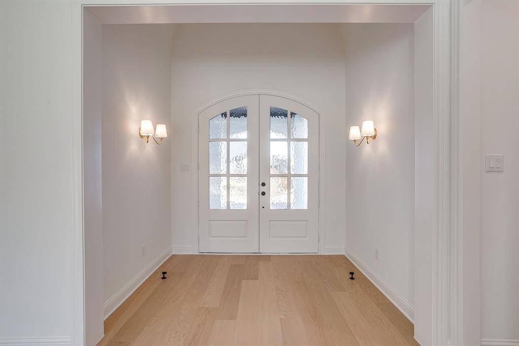 Benbrook, TX 76126,8118 Luanna Hills