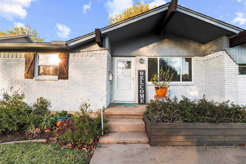 Grapevine, TX 76051,1310 Airline Drive