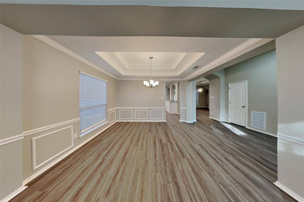 Arlington, TX 76002,301 Hudson Falls Drive