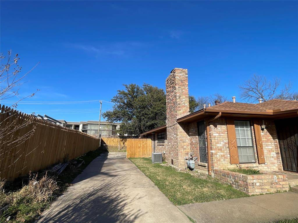 Fort Worth, TX 76116,8236 El Retiro Road #8238