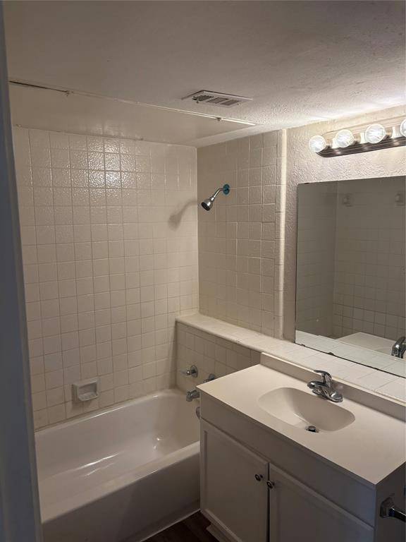 Arlington, TX 76012,1733 Crest Grove Drive