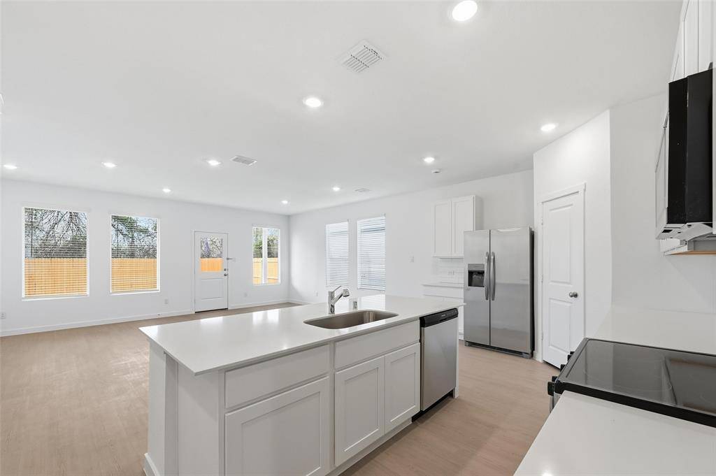 Princeton, TX 75407,6814 Welsh Drive