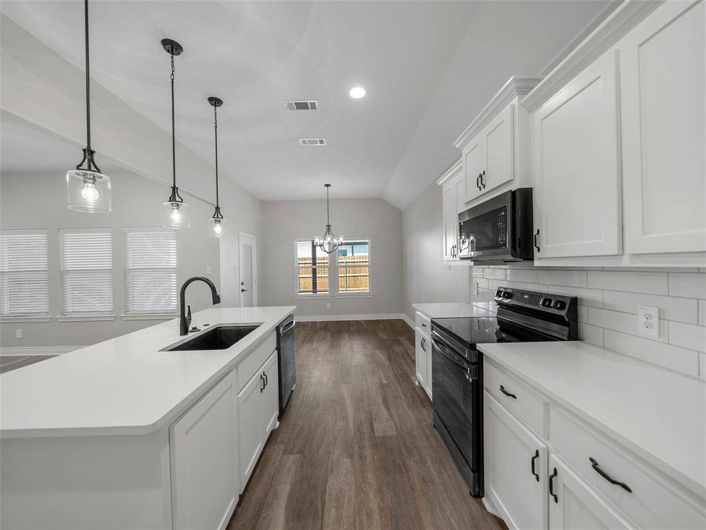 Greenville, TX 75402,410 Ellis Place Drive